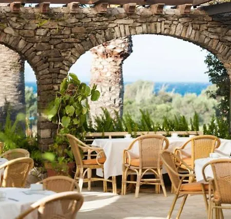 Punta Sur Hotel 3*