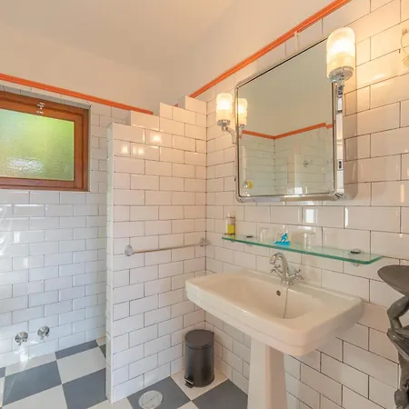 Hotel Punta Sur