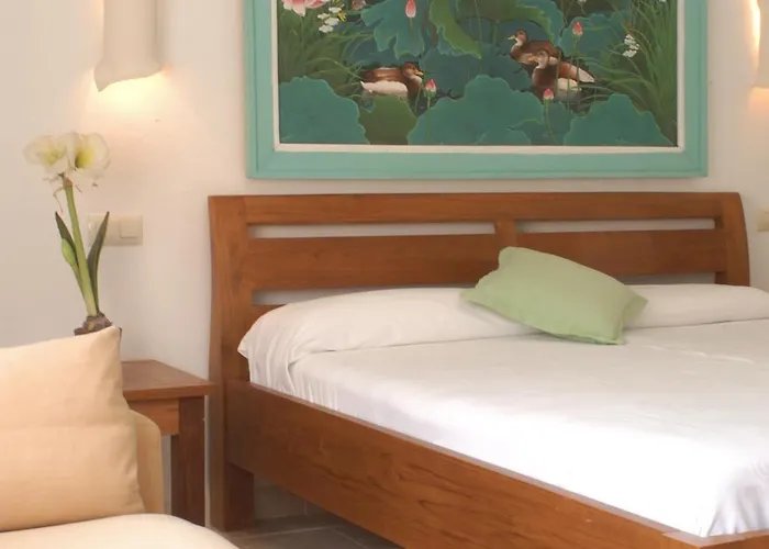 فندق Punta Sur 3*